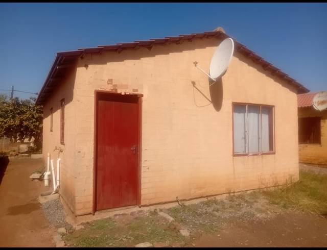 2 BEDROOM HOUSE FOR SALE IN SOSHANGUVE SOUTH